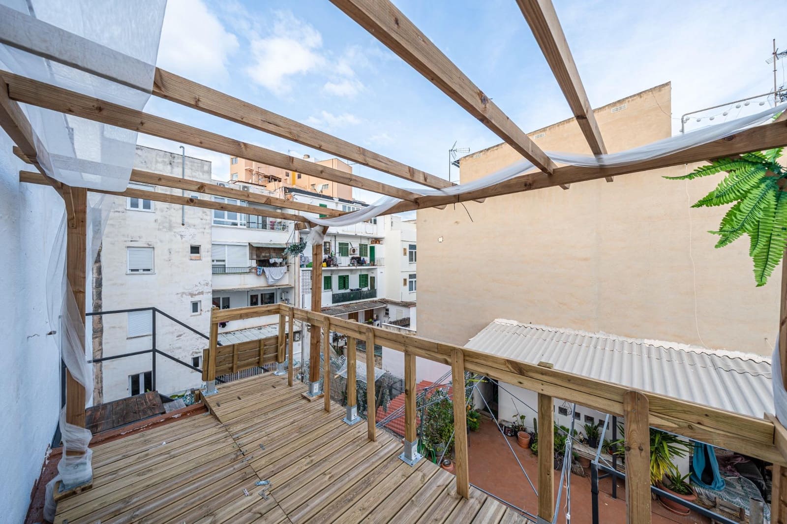 2 bedroom Terraced Villa for sale in Palma de Mallorca - € 849,000 (Ref: 9627608)