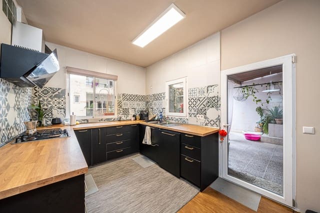 2 bedroom Terraced Villa for sale in Son Cotoner, Palma de Mallorca - € 849,000 (Ref: 9627608)