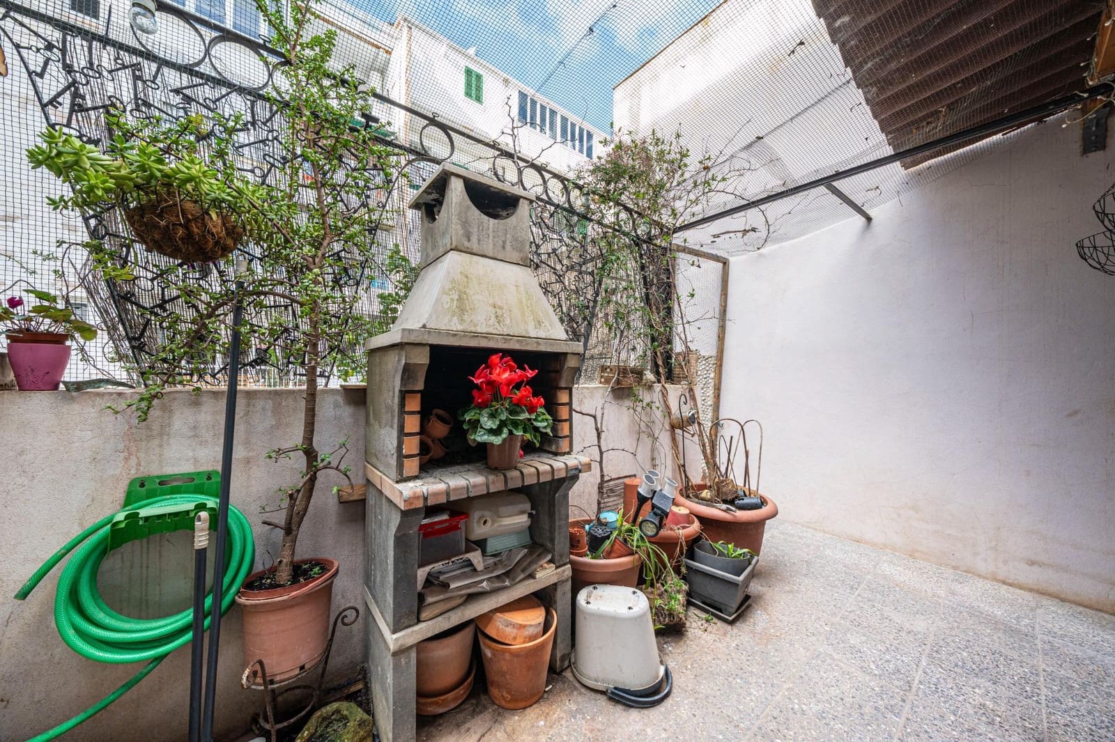 2 bedroom Terraced Villa for sale in Palma de Mallorca - € 849,000 (Ref: 9627608)