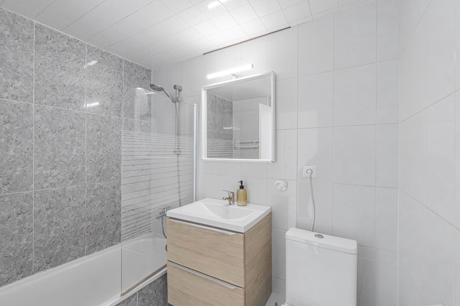 1 sovrum Studio till salu i Puerto de Alcudia med pool - 215 000 € (Ref: 9630038)