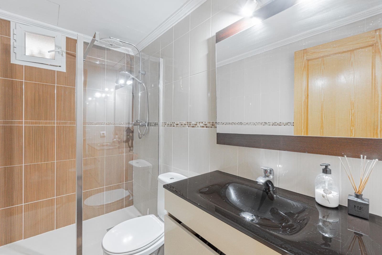 3 soveværelse Lejlighed til salg i Palma de Mallorca med garage - € 425.000 (Ref: 9637647)