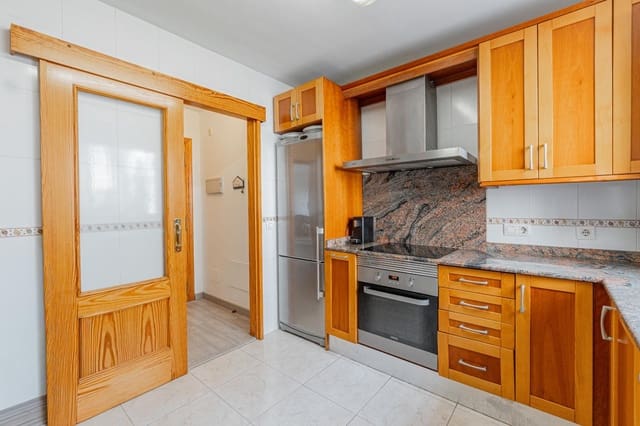 3 soveværelse Lejlighed til salg i Palma de Mallorca med garage - € 425.000 (Ref: 9637647)