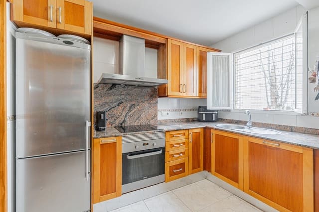3 quarto Apartamento para venda em Palma de Mallorca com garagem - 399 900 € (Ref: 9637647)