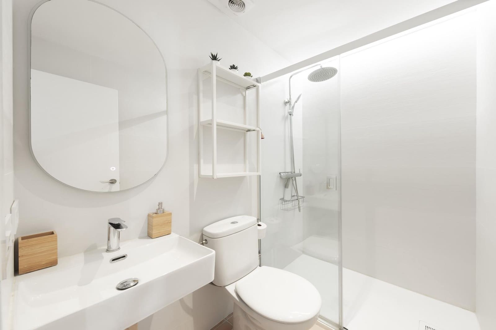 1 soveværelse Studio til leje i Puerto de Alcudia med swimmingpool - € 1.300 (Ref: 9648203)