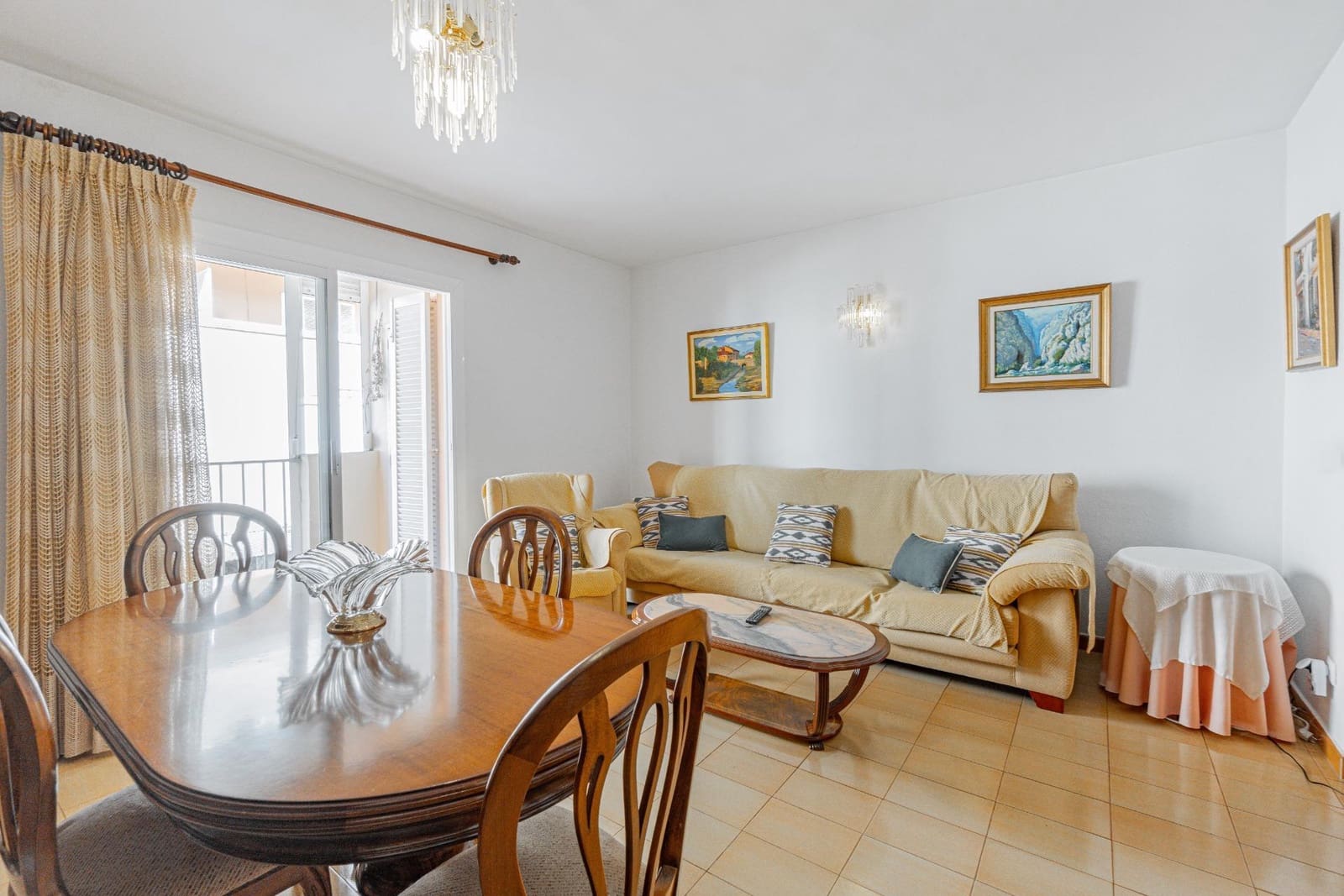3 bedroom Apartment for sale in Palma de Mallorca - € 259,000 (Ref: 9686487)