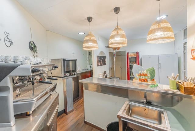 Kaupallinen myytävänä paikassa Palma de Mallorca - 149 000 € (Ref: 9721740)