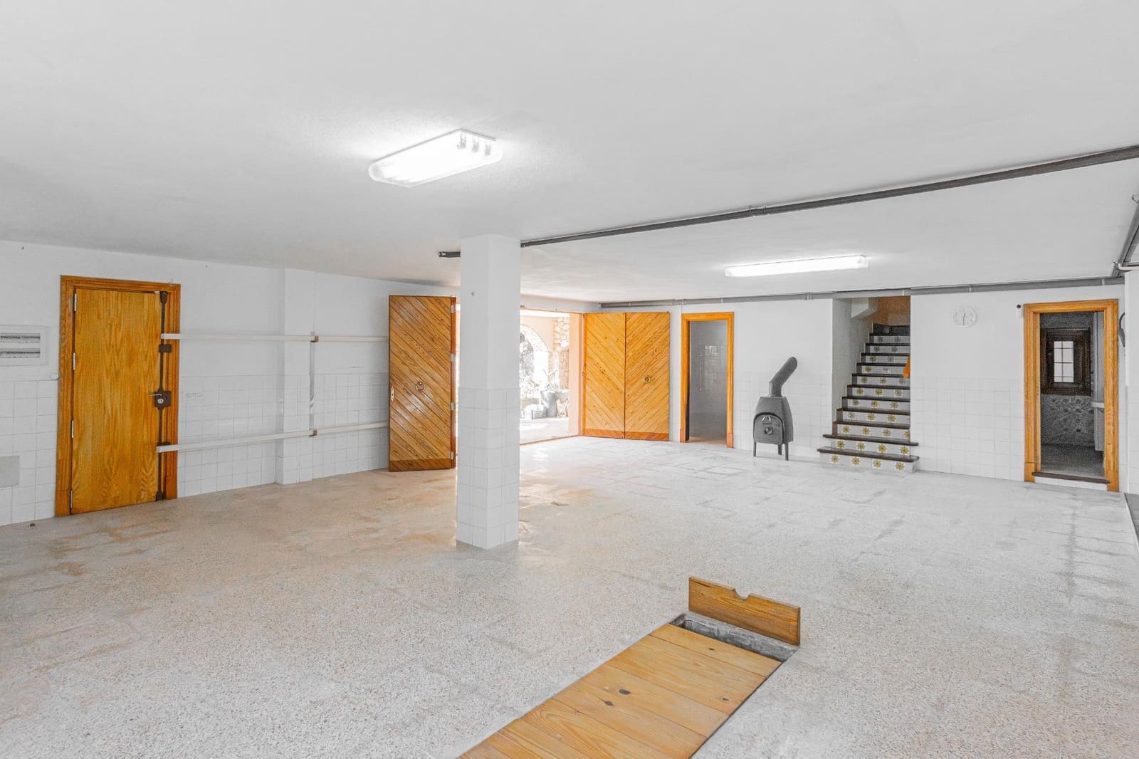 4 bedroom Villa for sale in Valldemosa with garage - € 1,800,000 (Ref: 9726673)