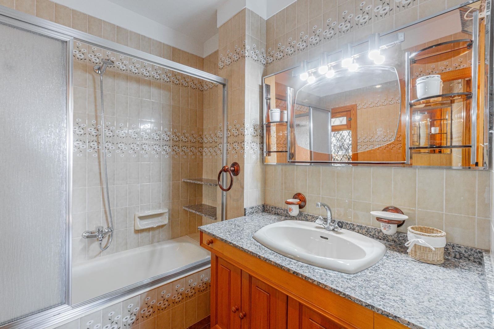 4 bedroom Villa for sale in Valldemosa with garage - € 1,800,000 (Ref: 9726673)