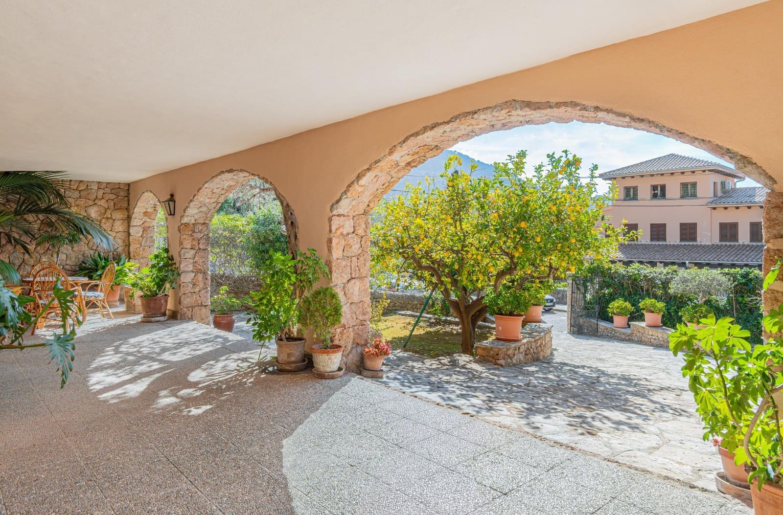 4 bedroom Villa for sale in Valldemosa with garage - € 1,800,000 (Ref: 9726673)
