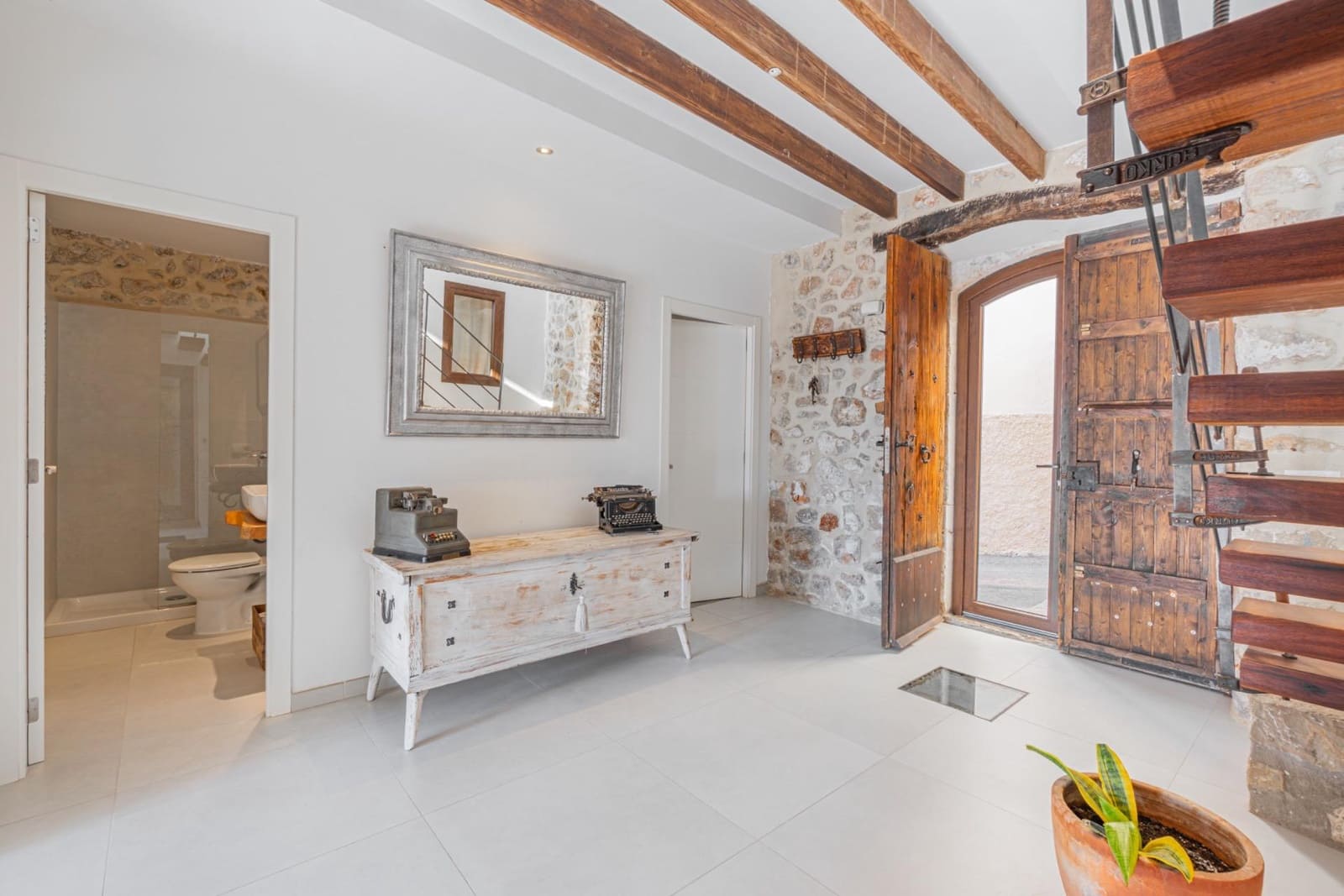 3 quarto Casa em Banda para arrendar em Caimari com piscina garagem - 3 000 € (Ref: 9759024)