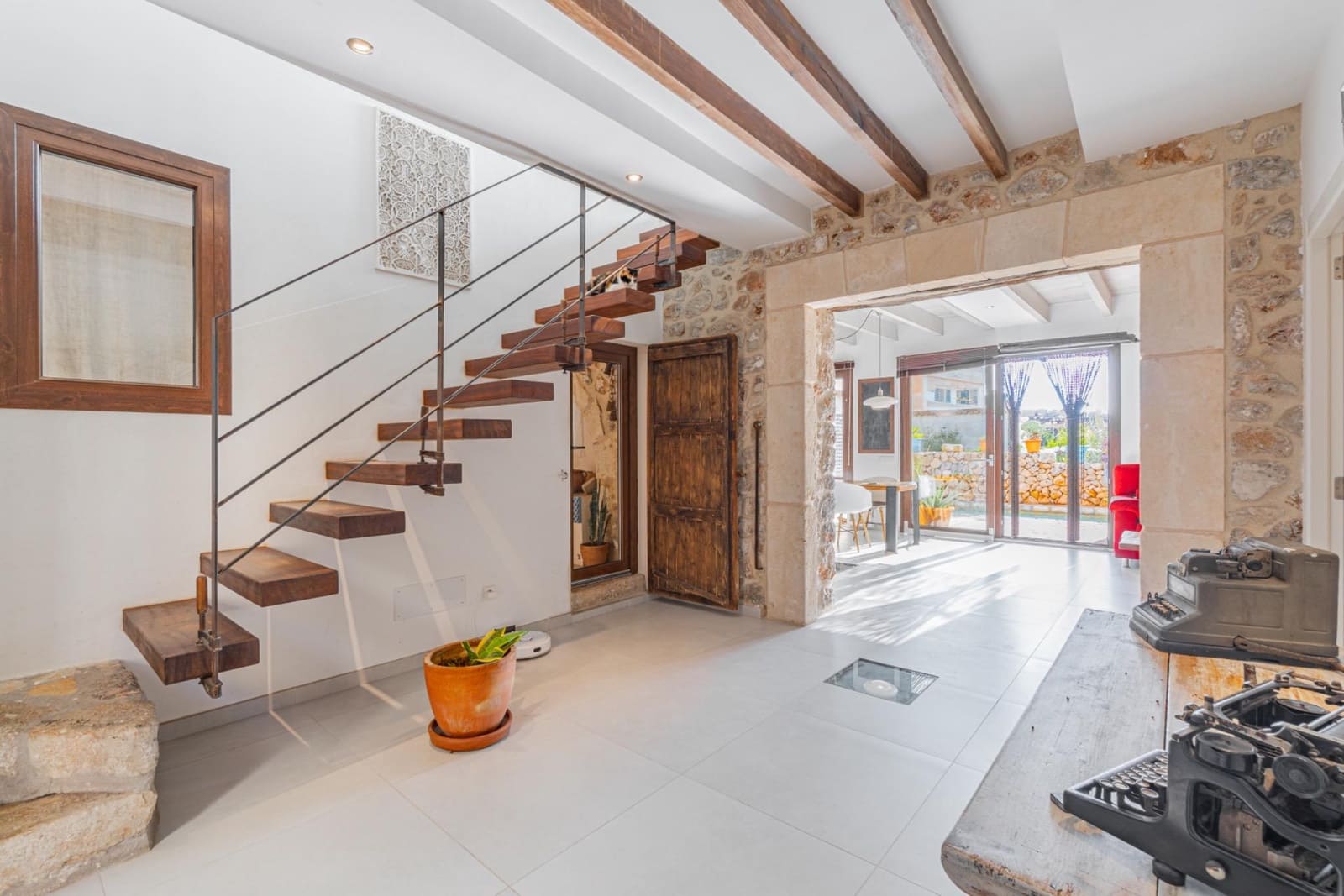 3 quarto Casa em Banda para arrendar em Caimari com piscina garagem - 3 000 € (Ref: 9759024)