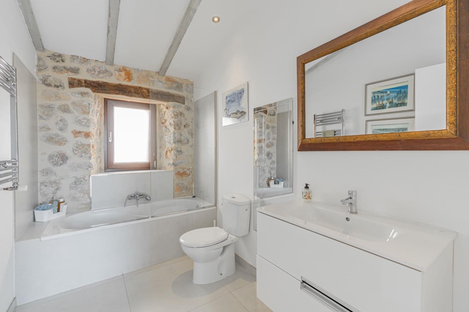 3 quarto Casa em Banda para arrendar em Caimari com piscina garagem - 3 000 € (Ref: 9759024)