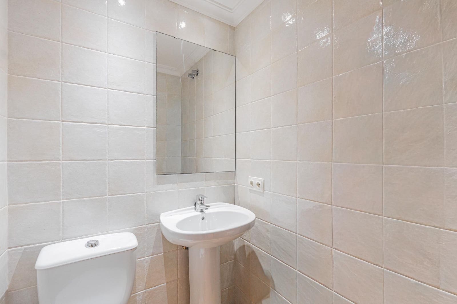 3 sypialnia Apartament na sprzedaż w Ca'n Picafort z basenem garażem - 649 000 € (Ref: 9762031)