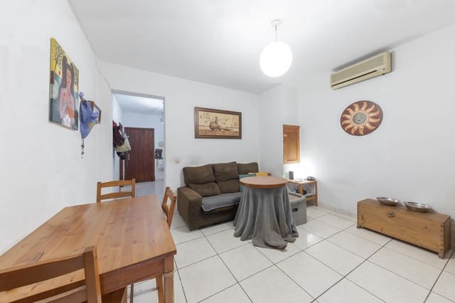 5 slaapkamer Huis te koop in Palma de Mallorca met garage - € 399.000 (Ref: 9778176)