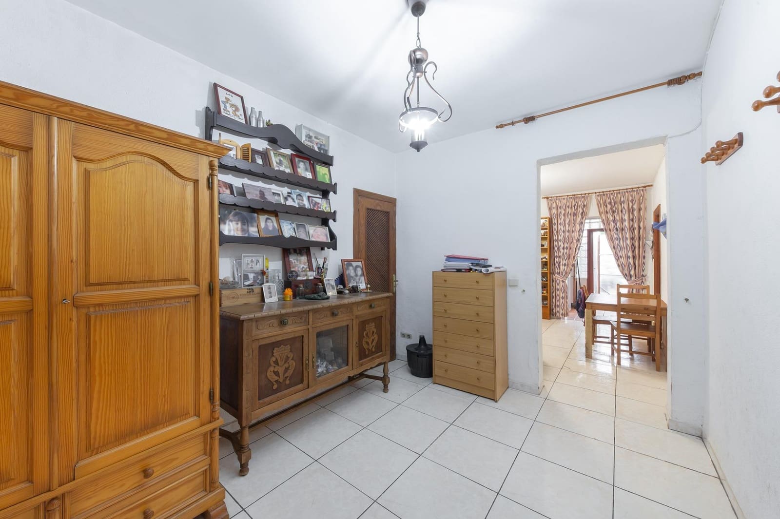 5 bedroom Townhouse for sale in Palma de Mallorca with garage - € 399,000 (Ref: 9778176)