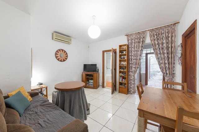 5 slaapkamer Huis te koop in Palma de Mallorca met garage - € 399.000 (Ref: 9778176)