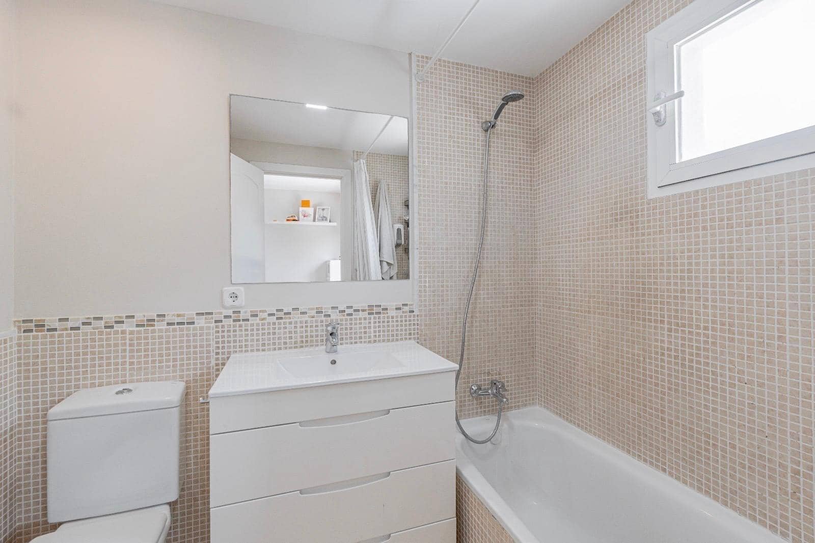 4 soveværelse Rækkehus til salg i Palma de Mallorca med swimmingpool garage - € 899.000 (Ref: 9783259)