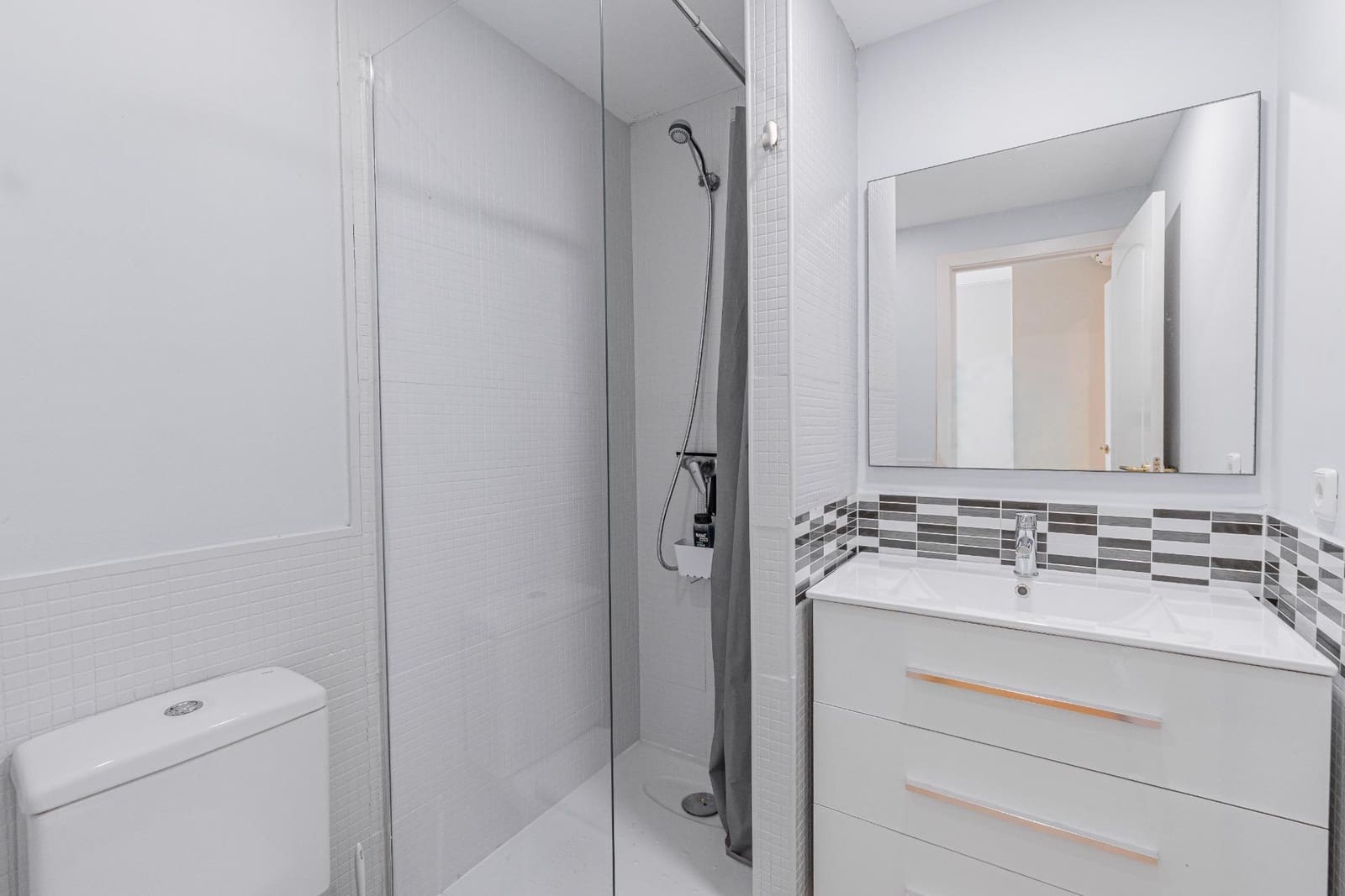 4 soveværelse Rækkehus til salg i Palma de Mallorca med swimmingpool garage - € 899.000 (Ref: 9783259)