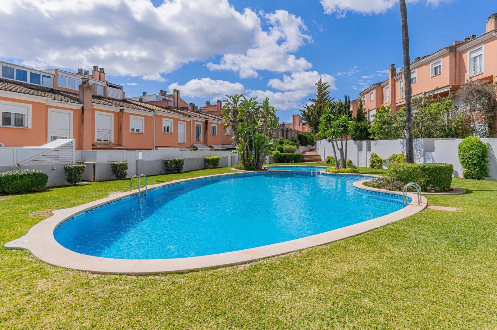 4 soveværelse Rækkehus til salg i Palma de Mallorca med swimmingpool garage - € 899.000 (Ref: 9783259)