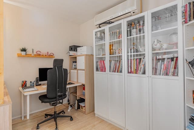 3 soverom Rekkehus til salgs i Son Rapinya, Palma de Mallorca med svømmebasseng garasje - € 829 000 (Ref: 9783259)