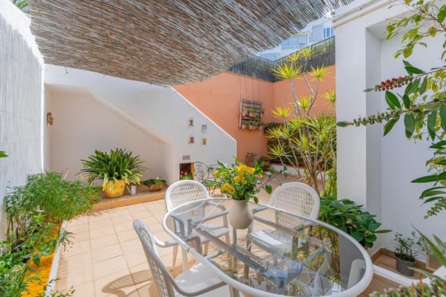 4 chambre Villa/Maison Mitoyenne à vendre à La Bonanova, Palma de Mallorca avec garage - 1 075 000 € (Ref: 9783260)