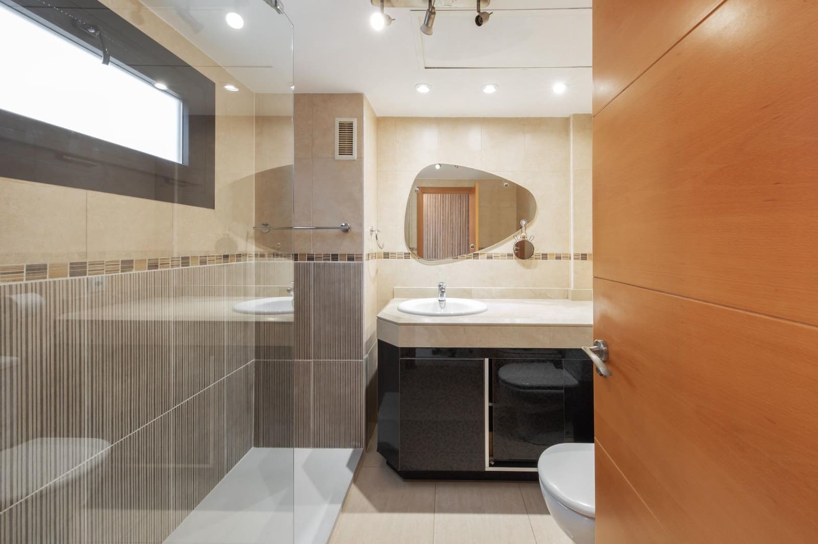 2 soveværelse Lejlighed til salg i Vilafranca de Bonany med swimmingpool - € 299.000 (Ref: 9783261)