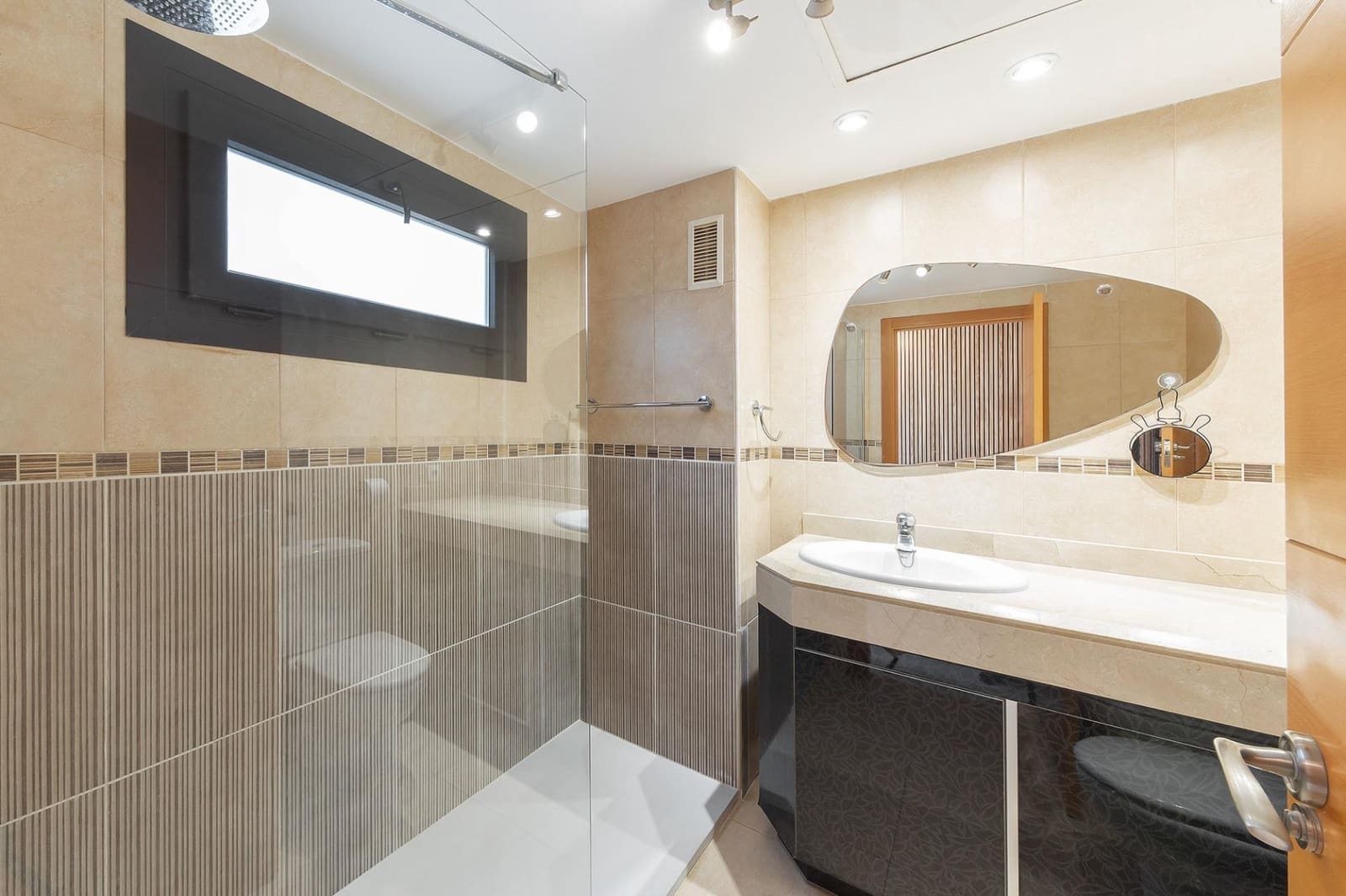 2 soveværelse Lejlighed til salg i Vilafranca de Bonany med swimmingpool - € 299.000 (Ref: 9783261)