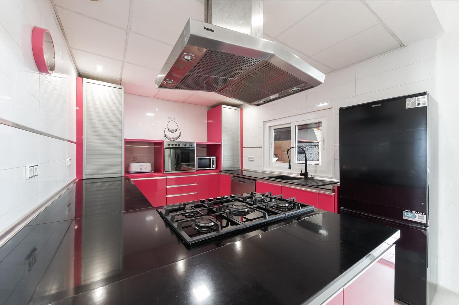 4 bedroom Terraced Villa for rent in Campos with pool - € 2,800 (Ref: 9784075)