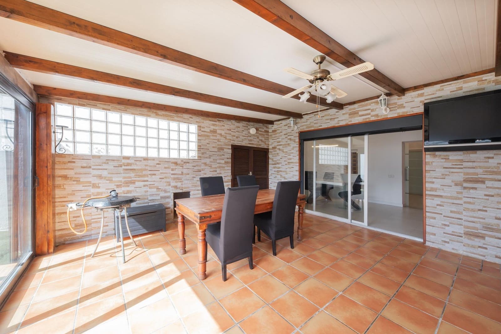 4 bedroom Terraced Villa for rent in Campos with pool - € 2,800 (Ref: 9784075)