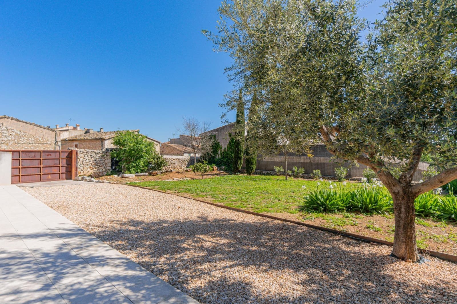 Maison de Ville de 3 chambres à louer à Biniamar avec piscine - 5 500 € (Ref: 9799303)