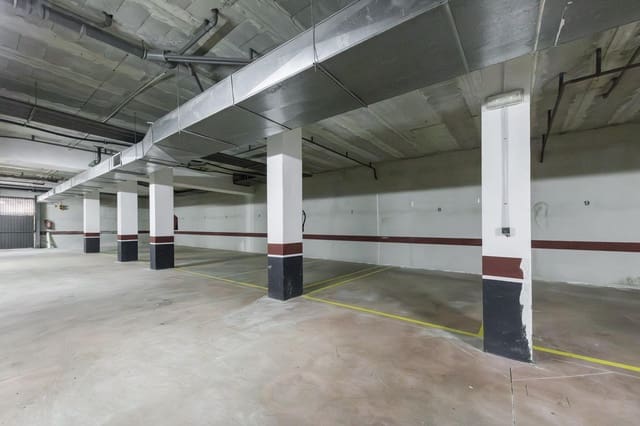 Garage te huur in Son Espanyolet, Palma de Mallorca - € 150 (Ref: 9811969)
