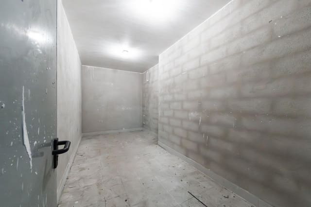 Garage te huur in Son Espanyolet, Palma de Mallorca - € 150 (Ref: 9811969)