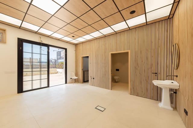 Local Commercial à louer à El Secar de la Real, Palma de Mallorca - 1 000 € (Ref: 9815880)