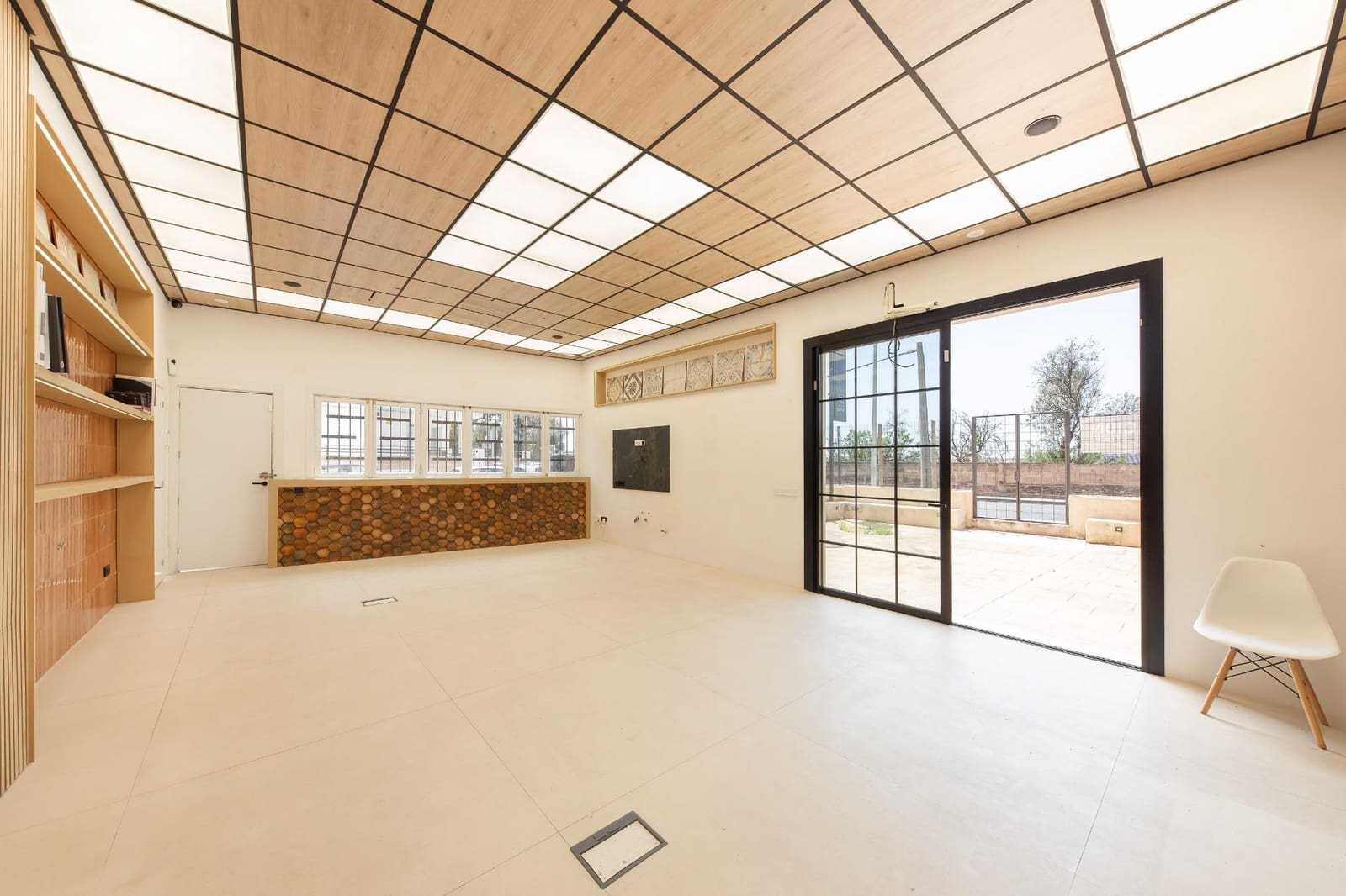 Local Commercial à louer à Palma de Mallorca - 1 000 € (Ref: 9815880)