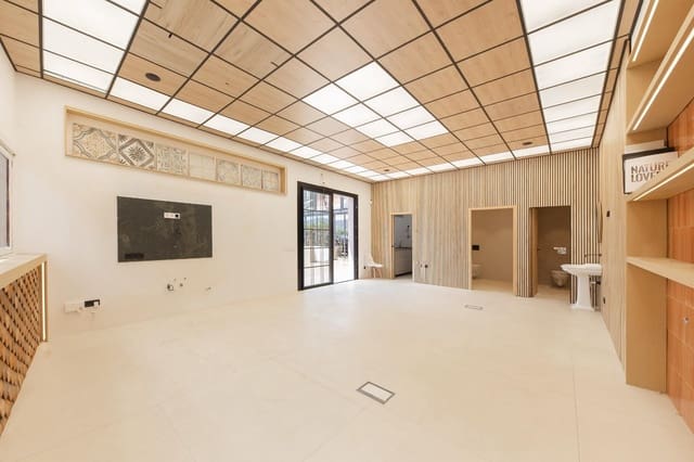 Local Commercial à louer à El Secar de la Real, Palma de Mallorca - 1 000 € (Ref: 9815880)