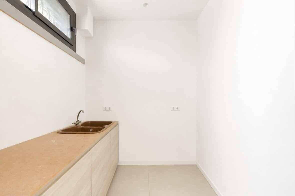 Local Commercial à louer à Palma de Mallorca - 1 000 € (Ref: 9815880)