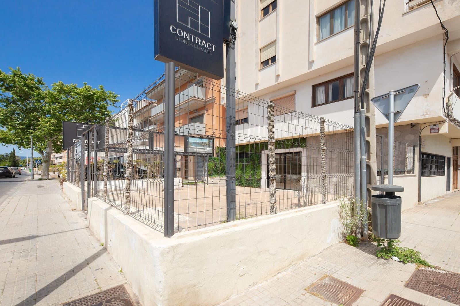 Local Commercial à louer à Palma de Mallorca - 1 000 € (Ref: 9815880)