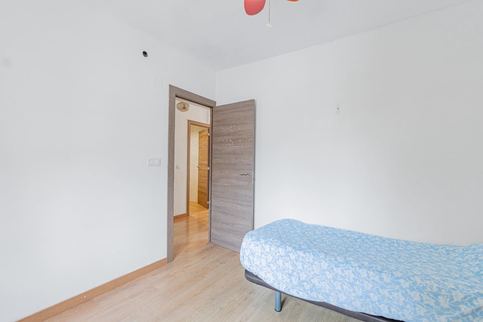 3 bedroom Apartment for sale in Palma de Mallorca - € 279,000 (Ref: 9822960)