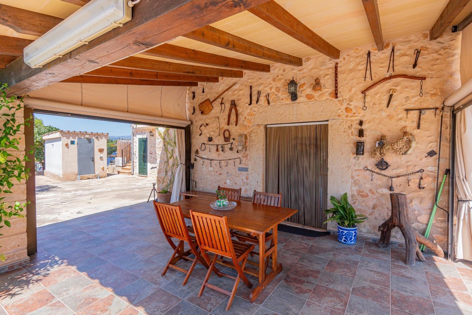 4 sovrum Finca/Hus på landet till salu i Inca med pool garage - 2 700 000 € (Ref: 9829201)