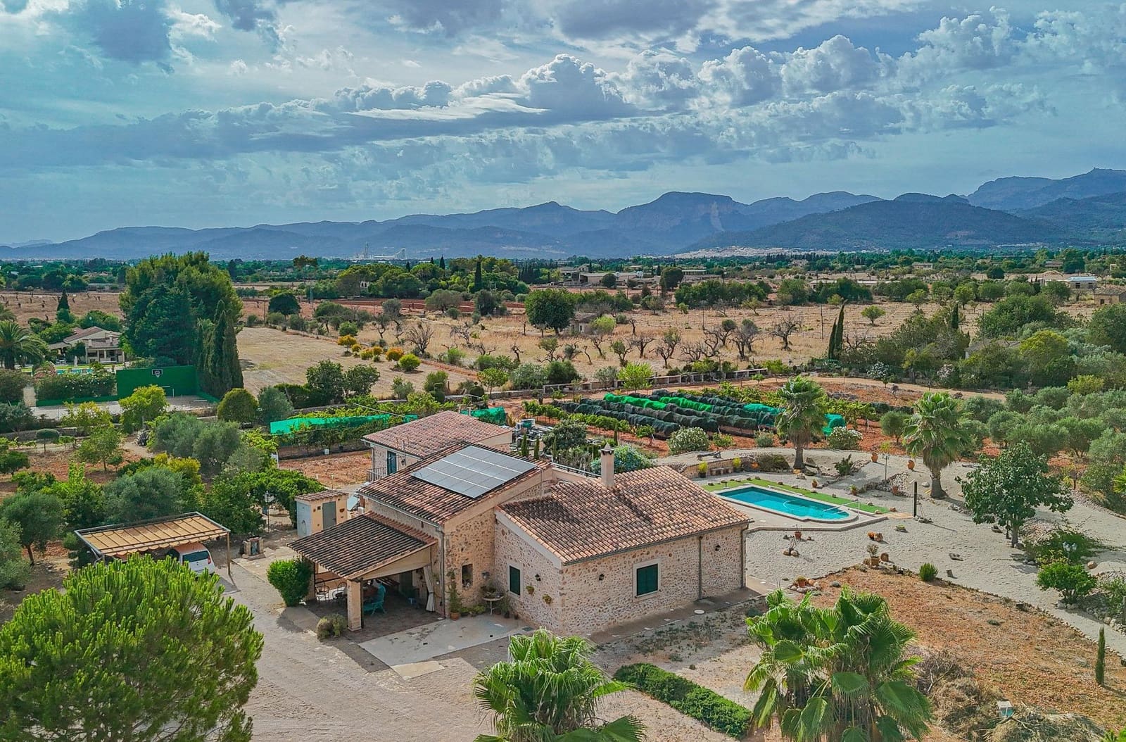 4 sovrum Finca/Hus på landet till salu i Inca med pool garage - 2 700 000 € (Ref: 9829201)