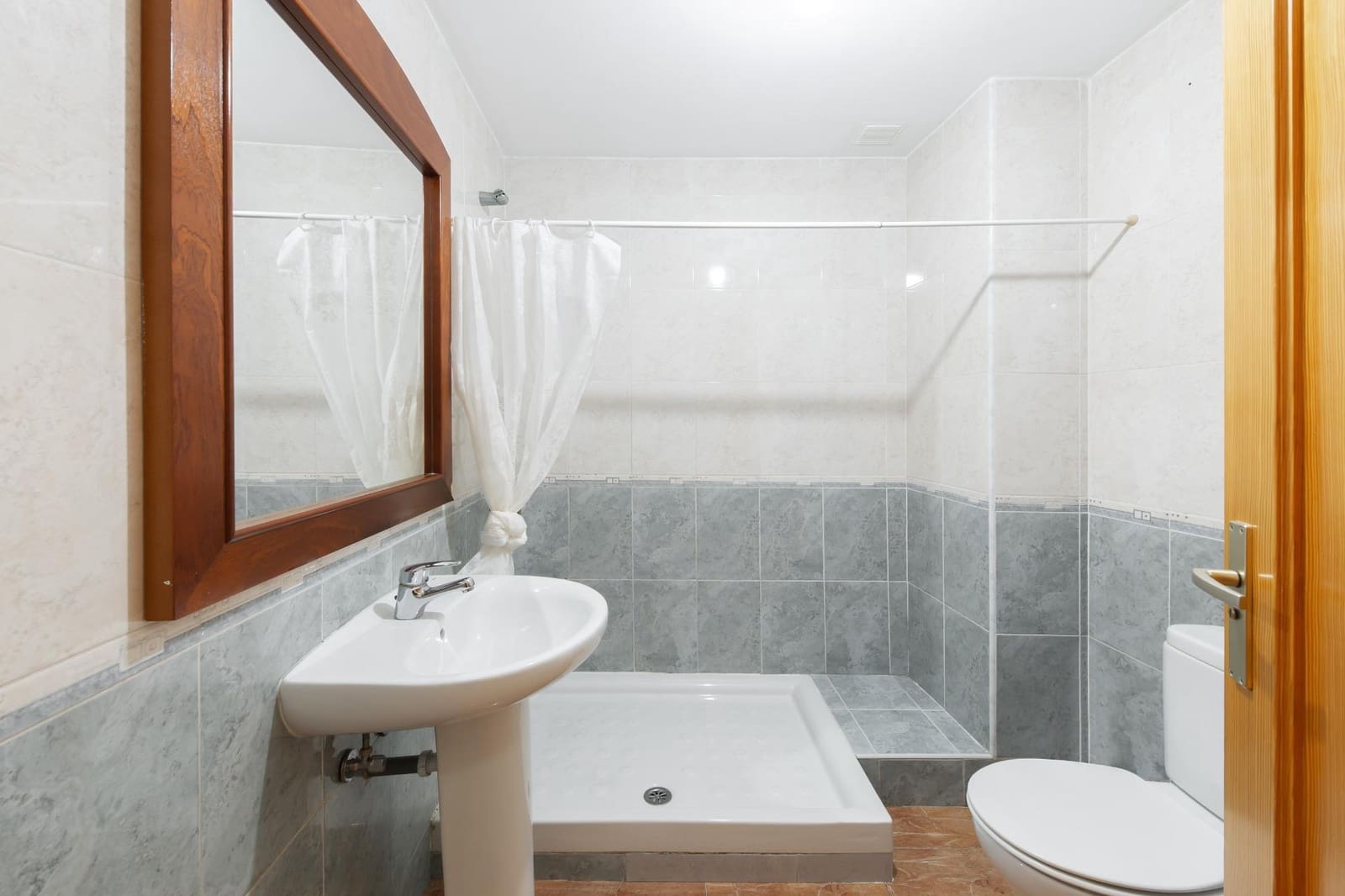 2 bedroom Flat for sale in Palma de Mallorca - € 329,000 (Ref: 9836285)