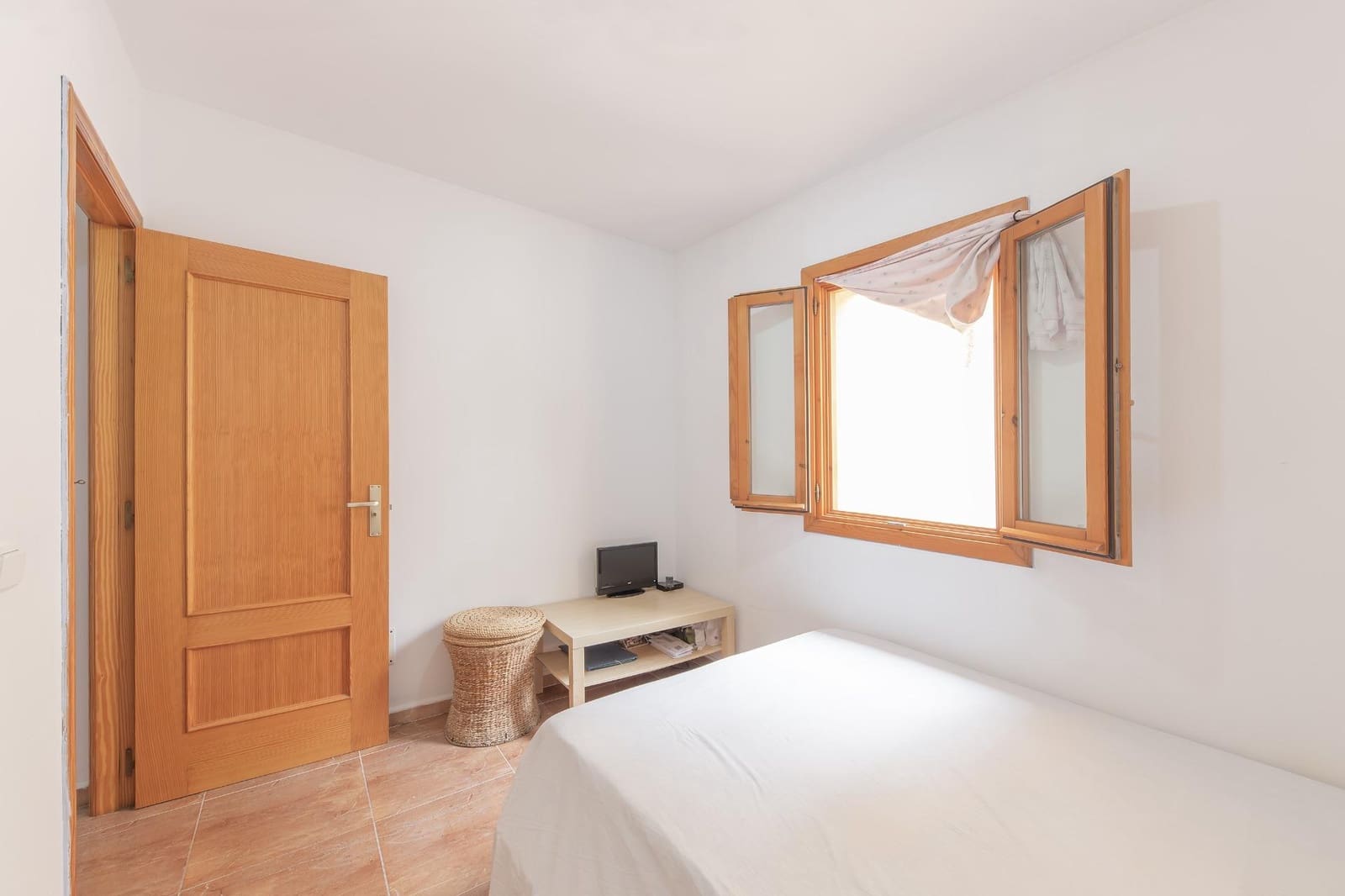 2 bedroom Flat for sale in Palma de Mallorca - € 329,000 (Ref: 9836285)