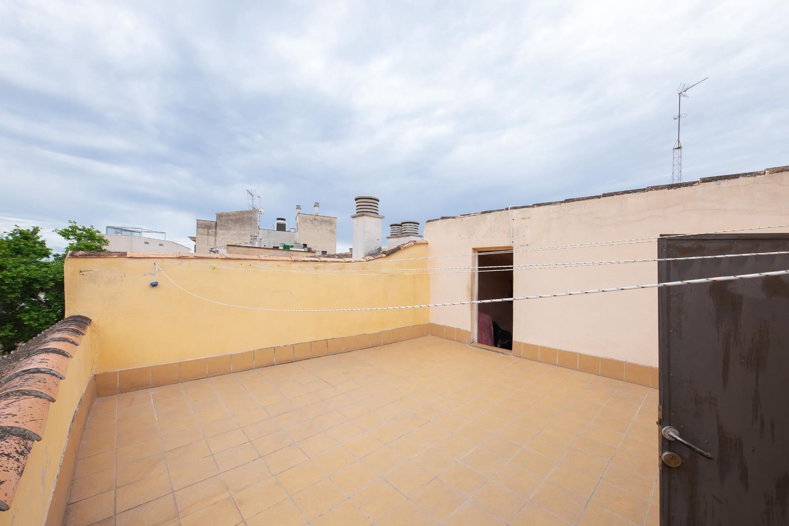 2 bedroom Flat for sale in Palma de Mallorca - € 329,000 (Ref: 9836285)