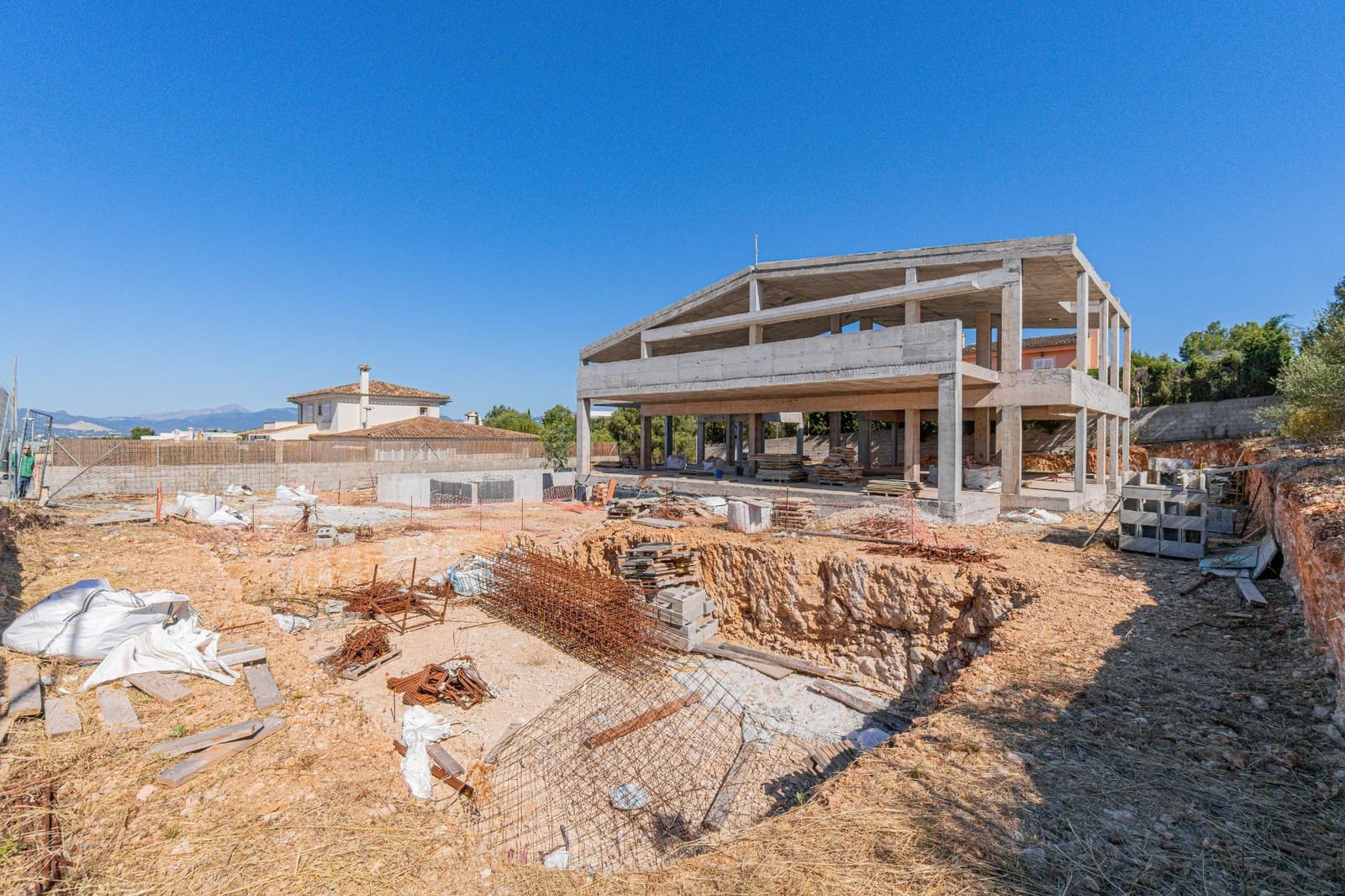 5 bedroom Villa for sale in Sa Cabaneta / La Cabaneta - € 1,490,000 (Ref: 9839293)