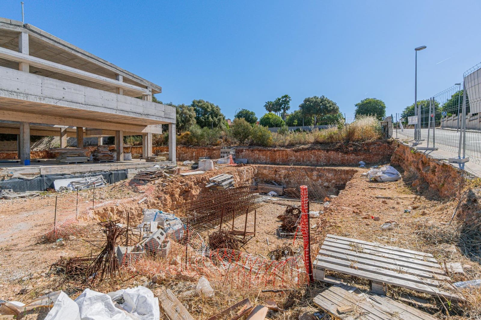 5 bedroom Villa for sale in Sa Cabaneta / La Cabaneta - € 1,490,000 (Ref: 9839293)