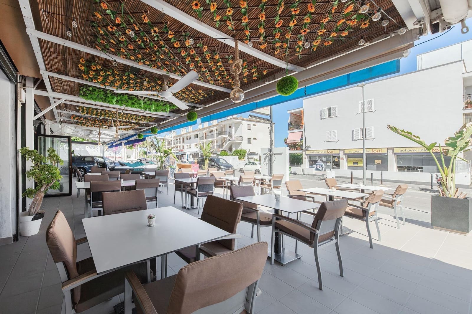 Bedrift til leie i Santa Ponsa - € 2 000 (Ref: 9849425)