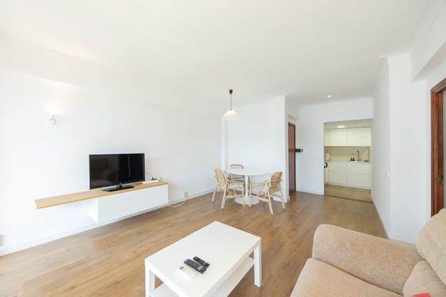 Appartement de 2 chambres à louer à Puerto de Alcudia, Alcúdia - 1 600 € (Ref: 9884864)