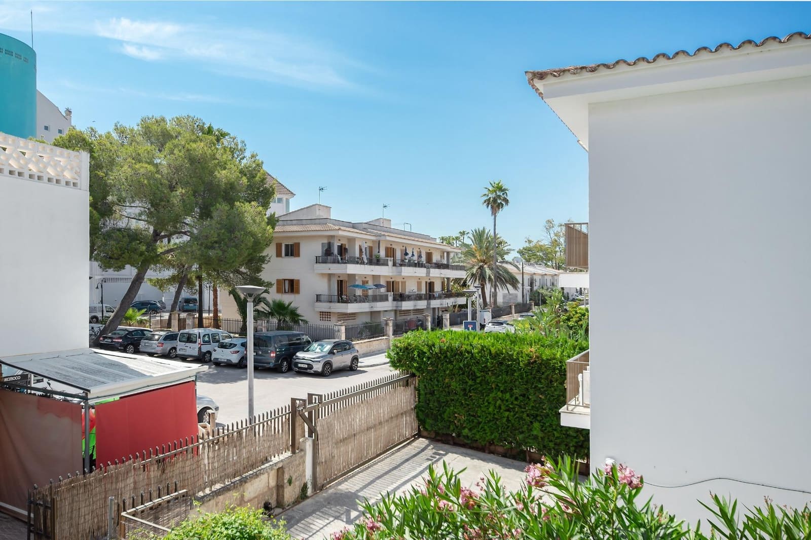 Appartement de 2 chambres à louer à Puerto de Alcudia - 1 600 € (Ref: 9884864)