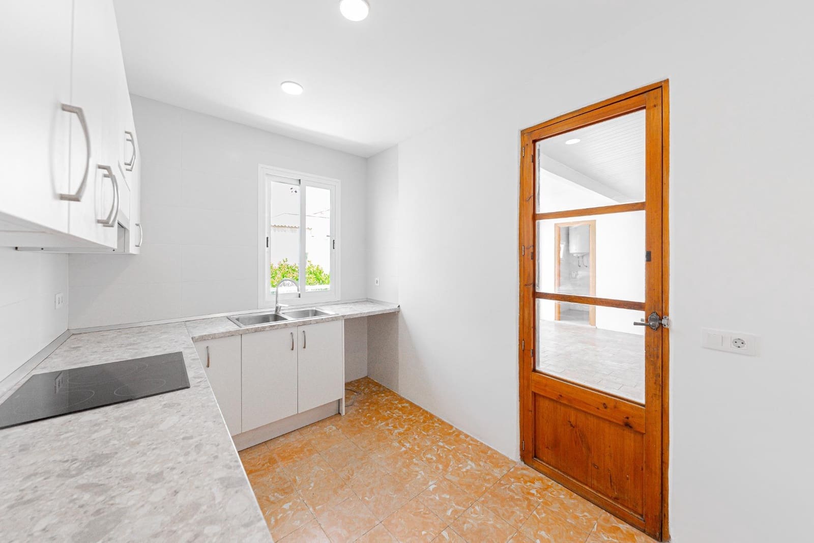3 soverom Leilighet til leie i Algaida - € 1 200 (Ref: 9884865)