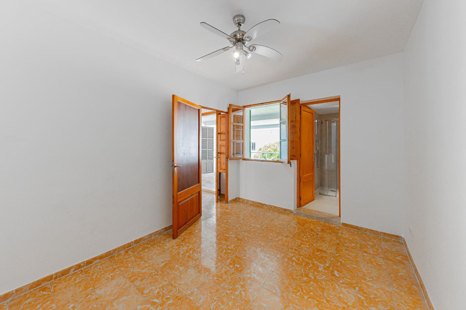 3 soverom Leilighet til leie i Algaida - € 1 200 (Ref: 9884865)